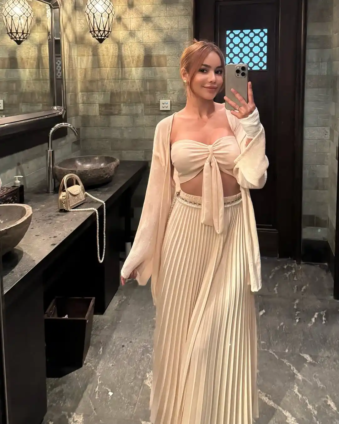 Thai Escort in Dubai